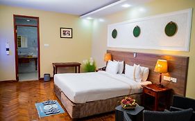 Greenside Hotel